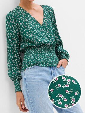 Green Floral Smocked Wrap Top, size XL